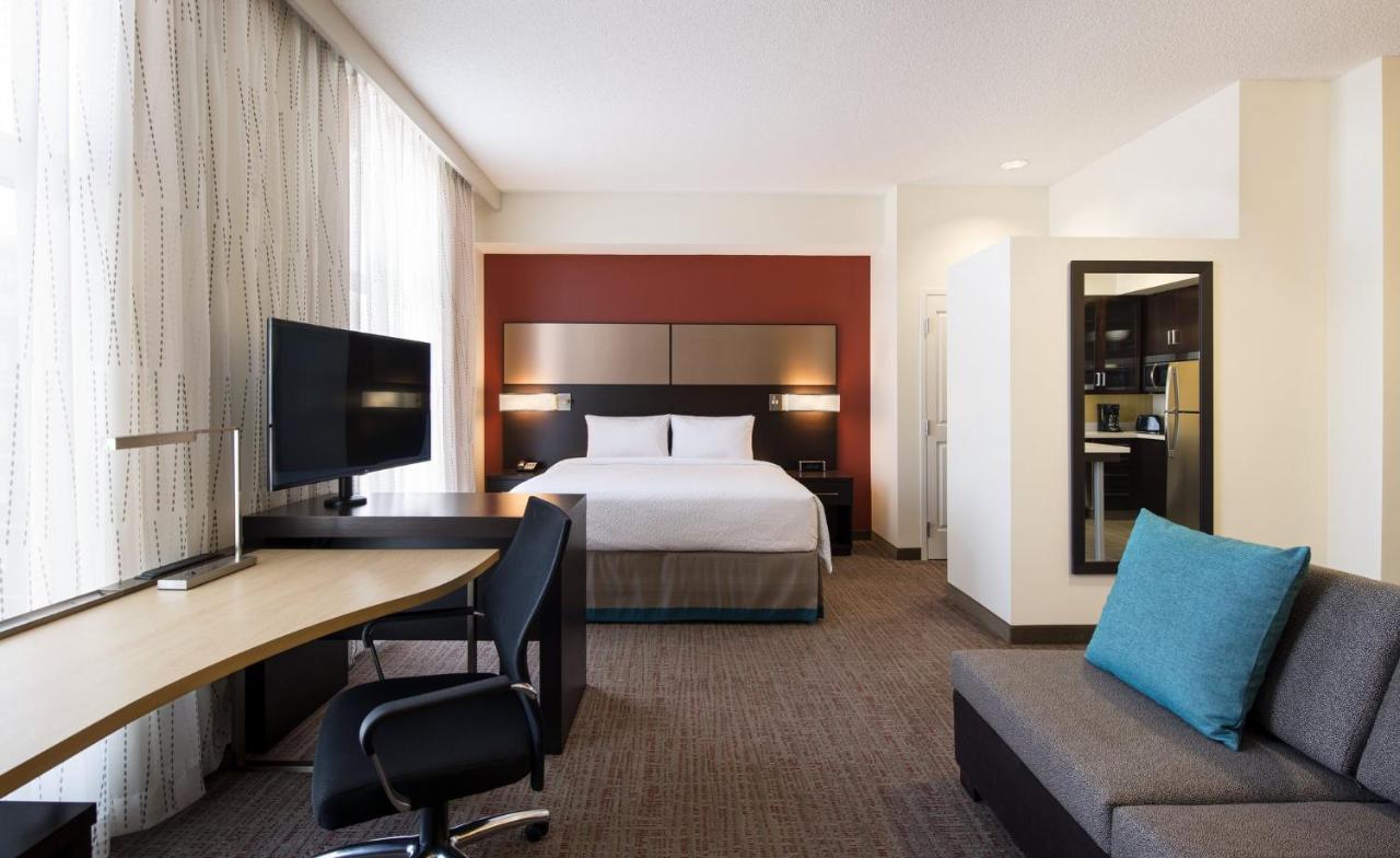 Residence Inn By Marriott Calgary South Экстерьер фото